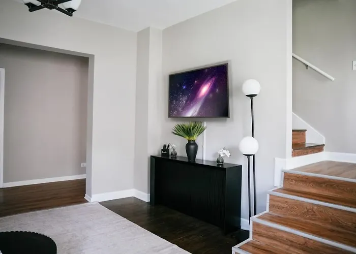 Sleeps 18 • 7Br • Gym • Game Room • Theater *
