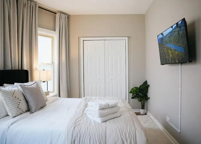Sleeps 18 • 7Br • Gym • Game Room • Theater *