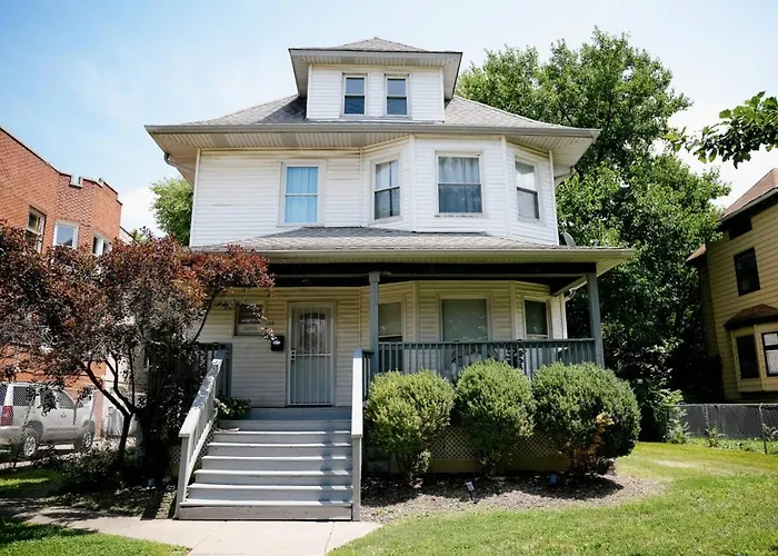 Sleeps 18 • 7Br • Gym • Game Room • Theater *